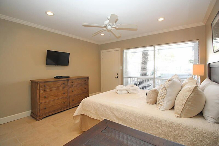 Bedroom 3, 505 Sunsuite, Beaufort