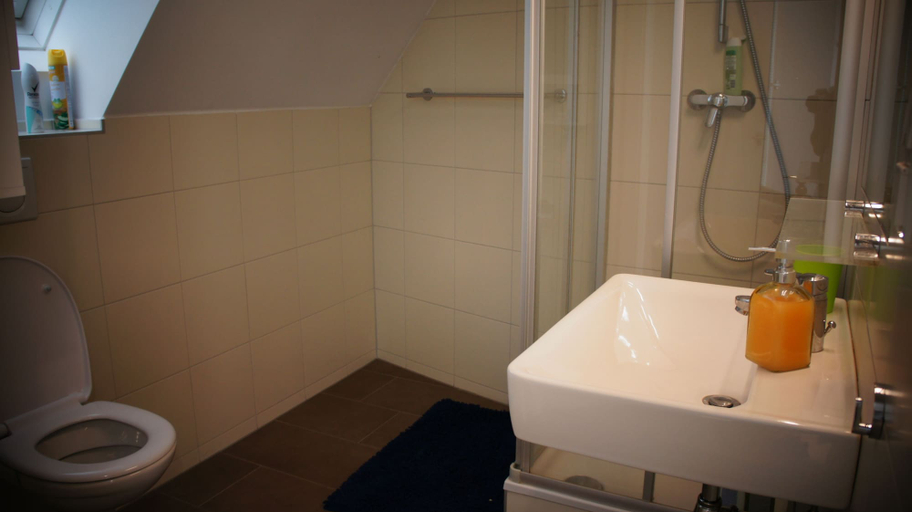Bathroom 3, Rooftop Apartment with Views., Wien