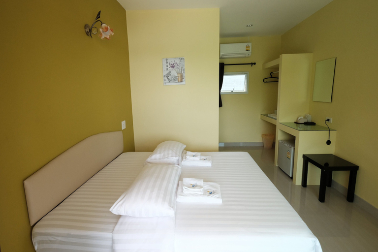 Bedroom 2, Srikanlaya Resort, Khlong Thom