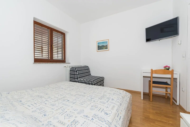 Bedroom 2, Villa Adria, Labin