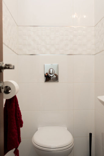 Bathroom 4, Amazing Apartment near Mahane Yehuda