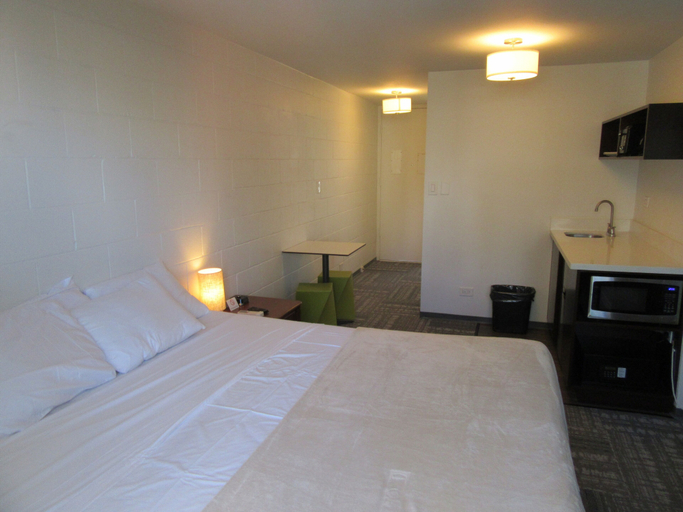 Bedroom 4, Waikiki Central Hotel, Honolulu