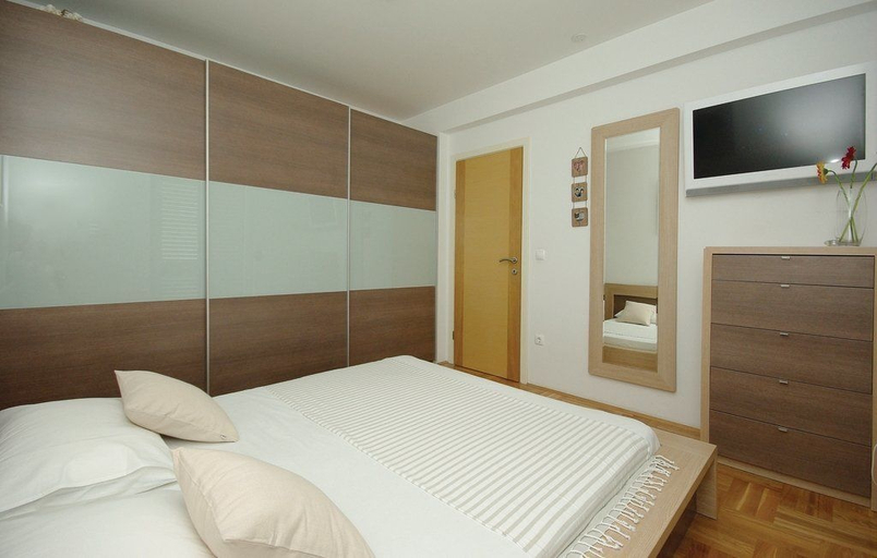 Bedroom 2, Apartment Sea Sun, Makarska