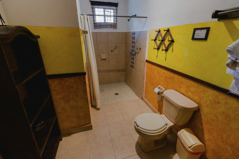 Bathroom 3, Hacienda Antigua Villa, Mexico City