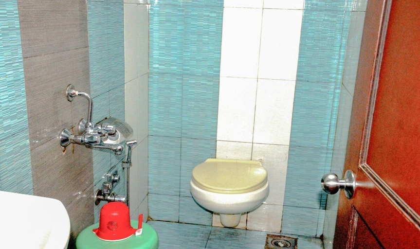 Bathroom 5, Hotel Sarovar Grand, Raigarh