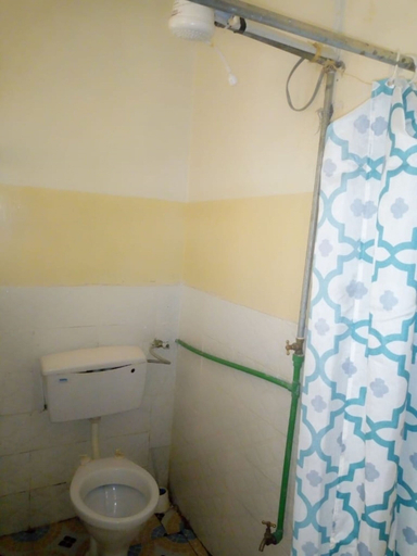 Bathroom, Banana Leaf Hotel, Nyeri Town