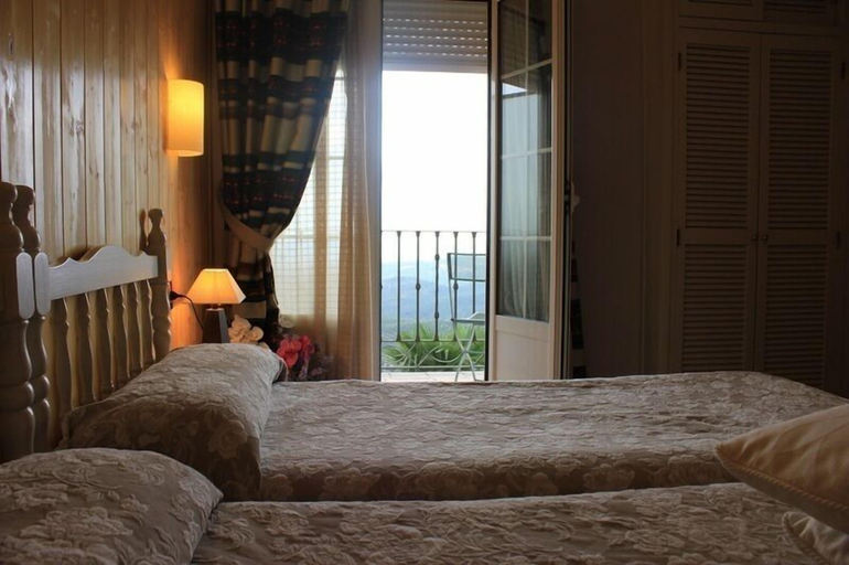 Bedroom 2, Hotel La Finca Mercedes, Jaén