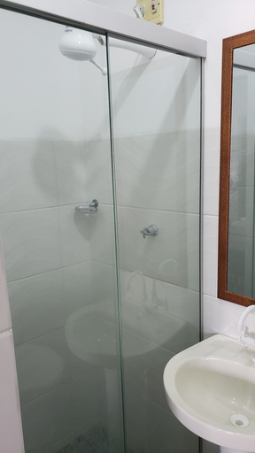 Bathroom, Hotel Marajó, Soure