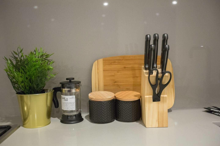 Others 5, Green Hood Stunning 2 Bedrooms In Parkville, Melbourne