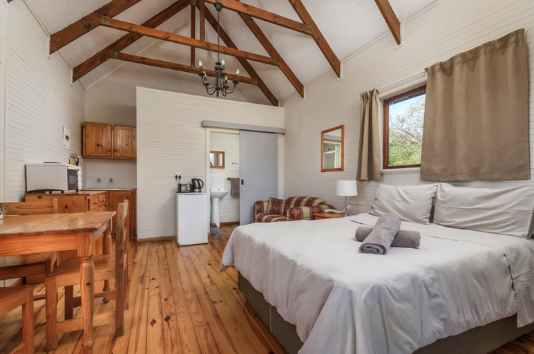Bedroom 3, Kragga Kamma Game Park, Nelson Mandela Bay