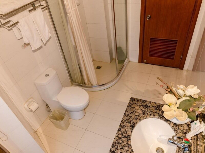 Bathroom 3, Greentree Inn Suzhou Shengze Business Hotel, Suzhou