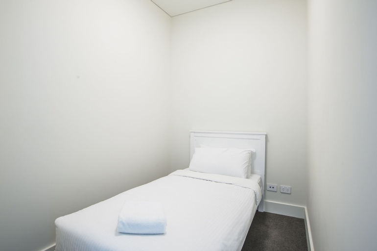 Bedroom 2, Luxury 2bed2bath APT @opaltower +view, Auburn