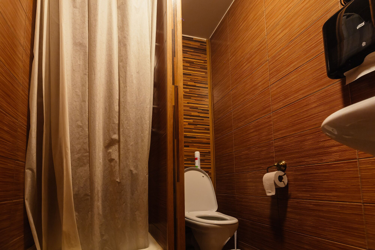 Bathroom 3, Mini-Hotel na Nevskom 136, Sankt-Peterburg gorsovet