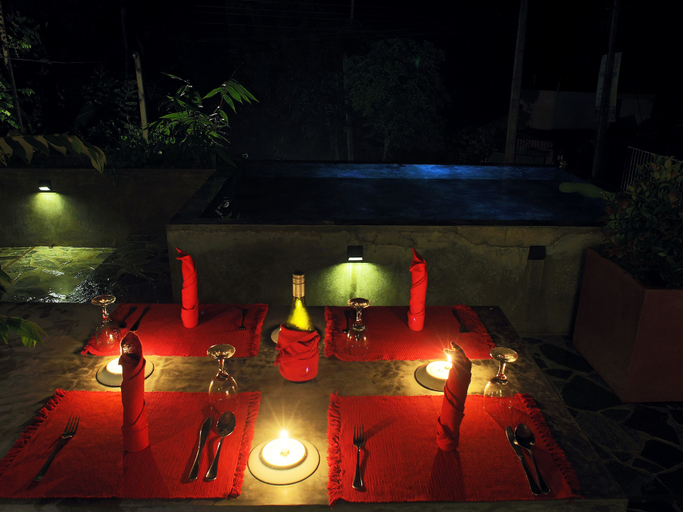 Outdoor dining 3, Nisala Villa, Harispattuwa