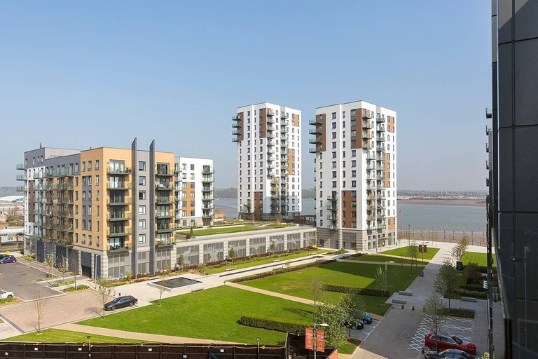 Others 3, Pier Apartment 2, Medway