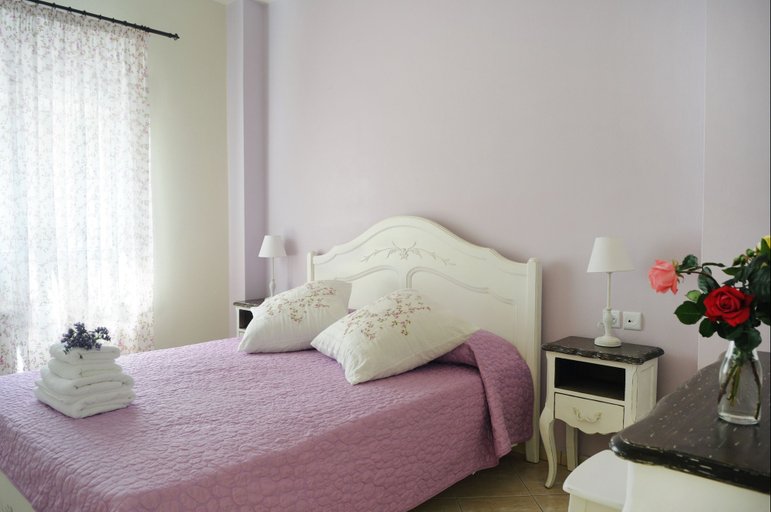 Bedroom 3, Triantafilia Guesthouse, Central Greece