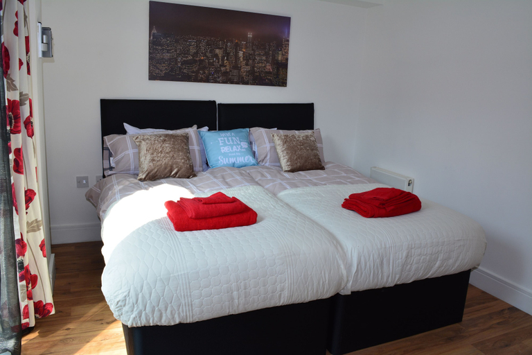 Bedroom 3, Executive Apartment Cardiff Central, Cardiff