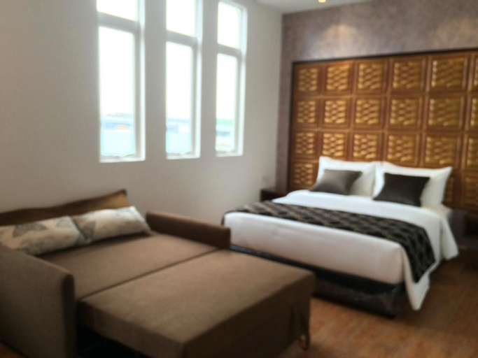 Bedroom 16