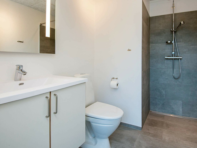 Bathroom 3, Modern Holiday Home in Glesborg With Swimming Pool, Norddjurs