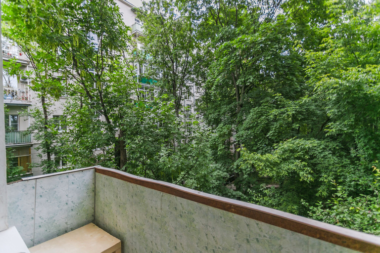Others 5, Apartment on Ogorodnaia Sloboda 10, Central