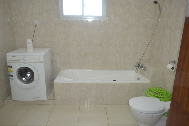 Bathroom, My Ozi Perl Self Catering Guest House