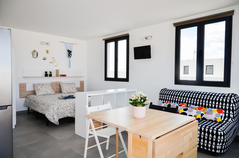 Others 5, MAAR House, Las Palmas
