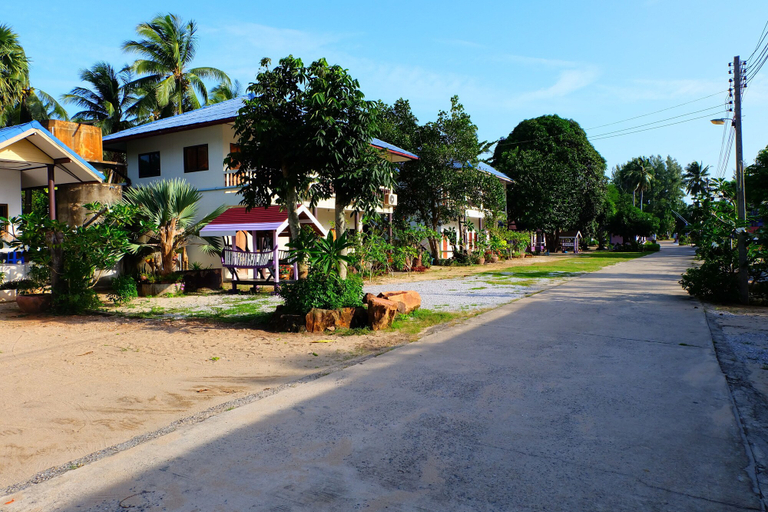 Exterior & Views 2, Rungarun Resort, Chaiya