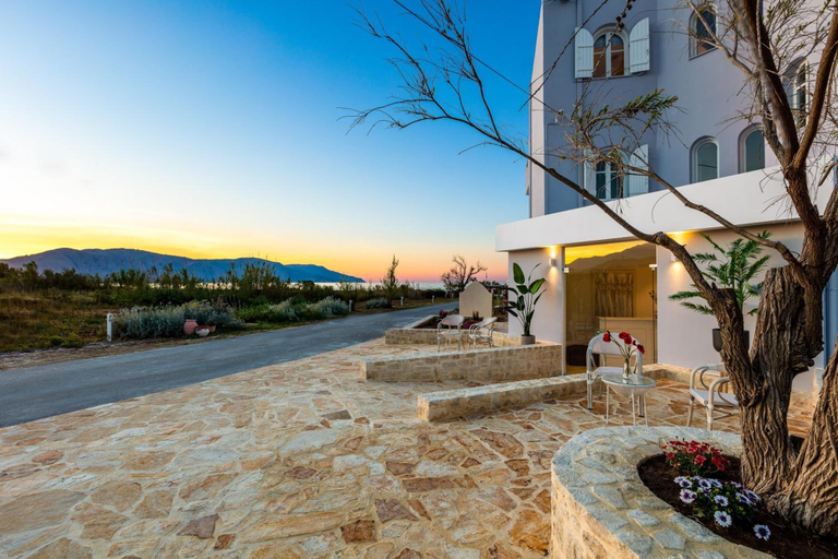 Exterior & Views 2, Pinelopi Beach Suites, Crete