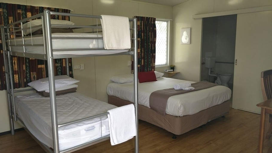 Bedroom 3, Goondiwindi Holiday Park, Goondiwind