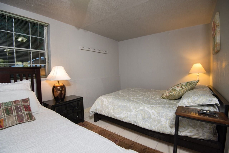 Bedroom 3, River View Garden Resort, Sonoma
