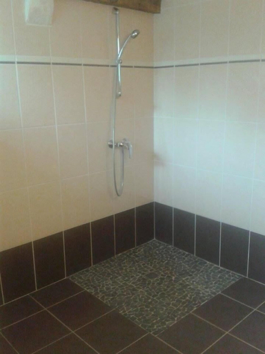 Bathroom 5, Domaine de la Rue, Indre