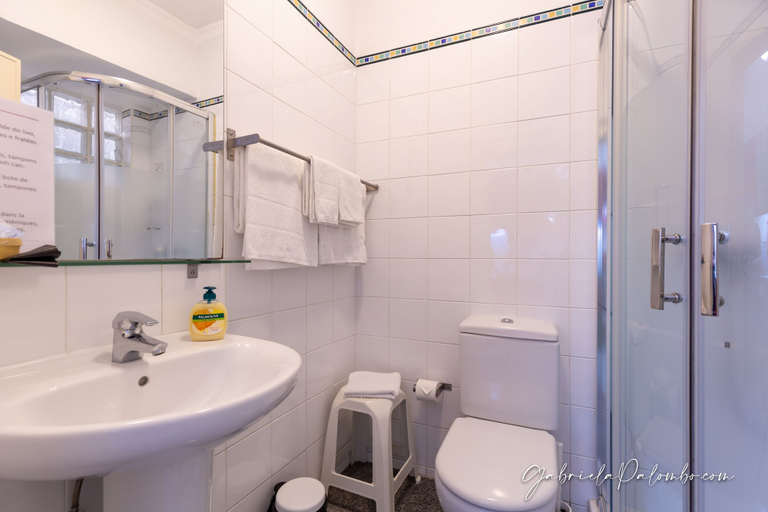 Bathroom 3, Discovery Apartment Estrela, Lisbon