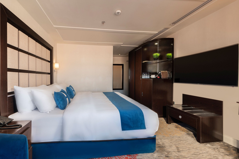 Bedroom 3, Blue Inn