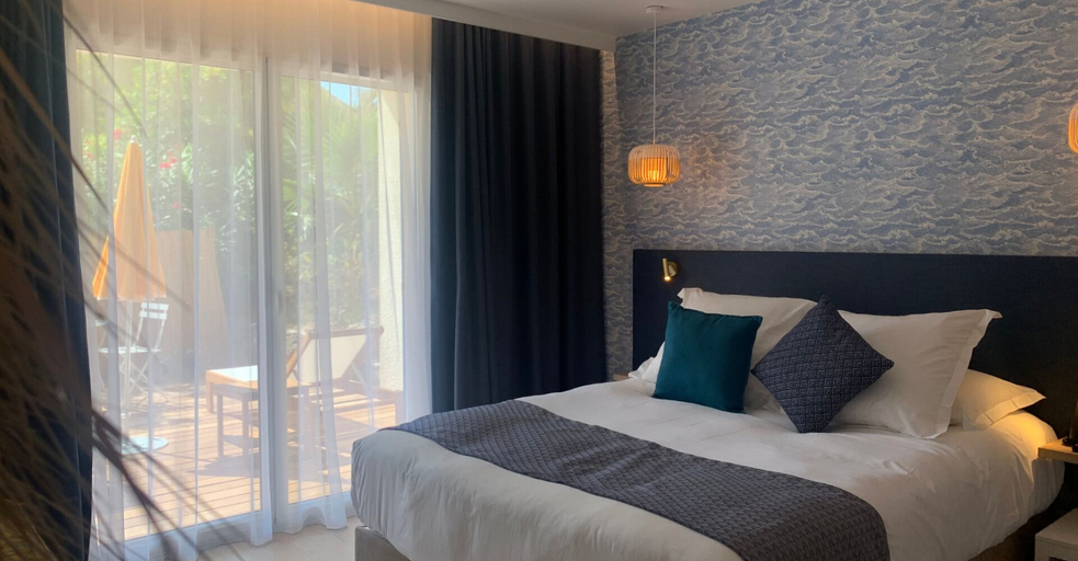 Bedroom 3, Hotel La Piscine, Var
