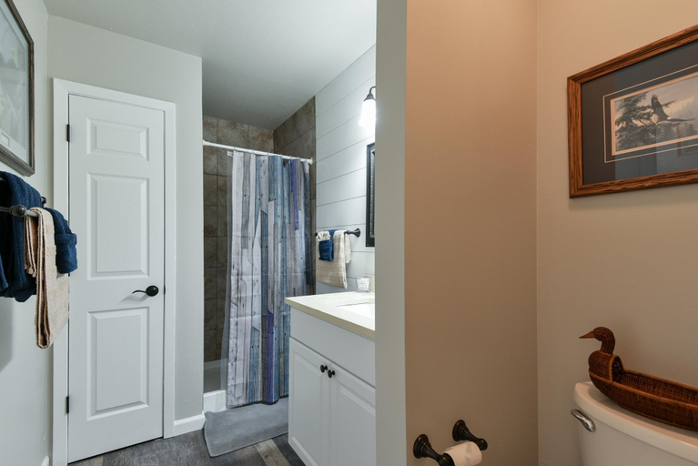 Bathroom 3, Suite Outlook Penthouse near Downtown, Taney