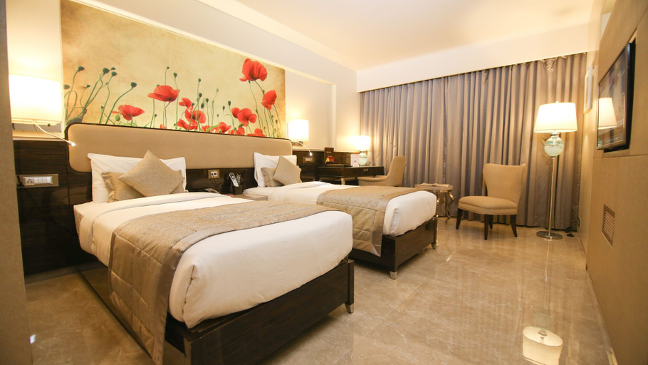 Bedroom 2, Hotel Sai Palace Grand Malad, Mumbai Suburban