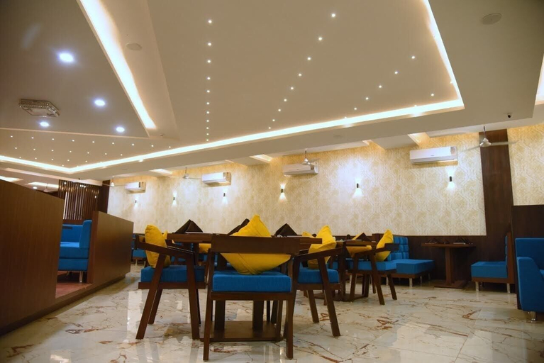 Food & Drinks 5, The Royal Castle Resort & Convention Centre, Rajkot, Rajkot