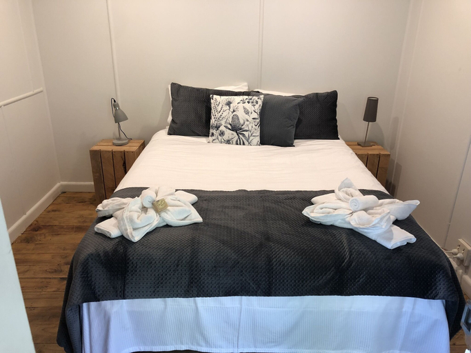 Bedroom 3, Mohaka River Farm - Campsite, Hastings