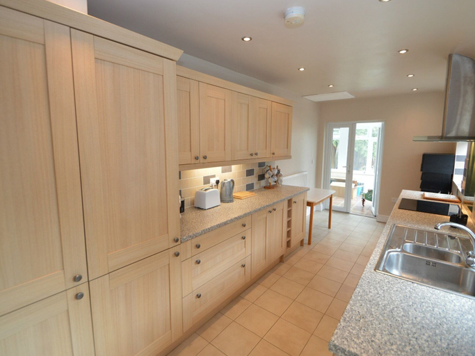 Others 5, Lime House, Nottinghamshire