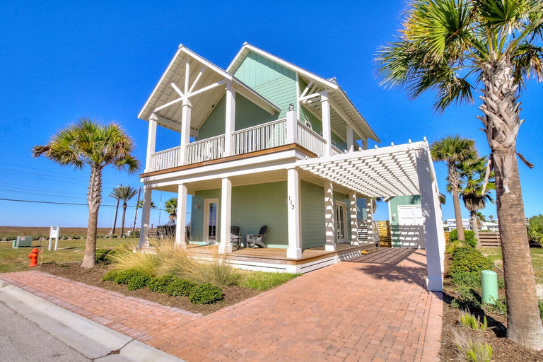 Exterior & Views 2, Hip Nautic 113 WI, Nueces