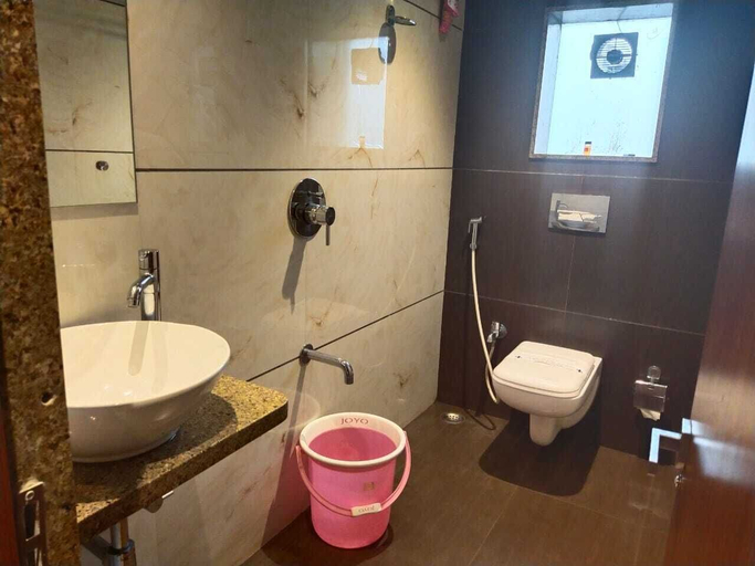 Bathroom 4, Hotel Express INN, Panvel, Raigarh