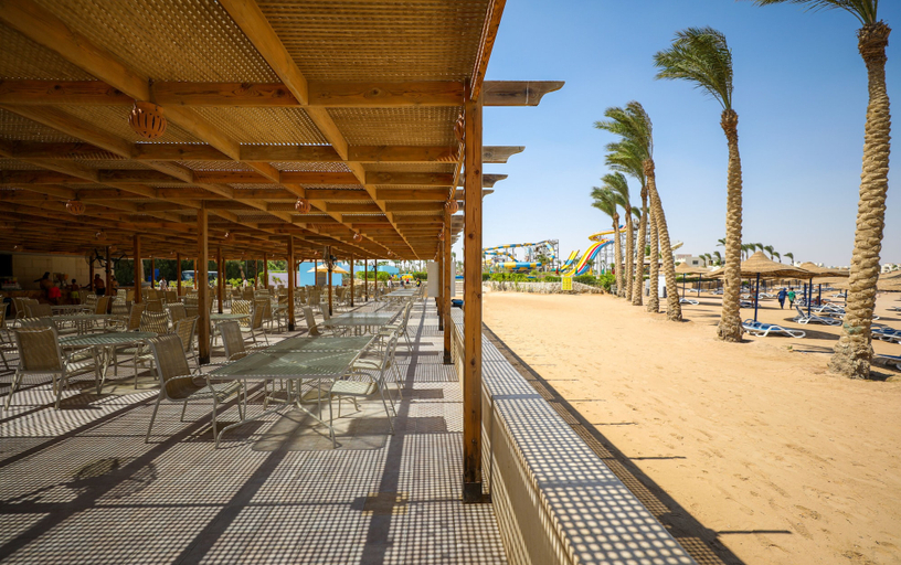 Food & Drinks 5, Blend Club Aqua Resort, Safaja