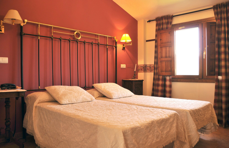 Bedroom 2, Apartamentos Remanso del Río Razón, Soria