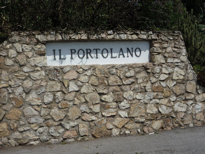 Exterior detail, Il Portolano, Livorno
