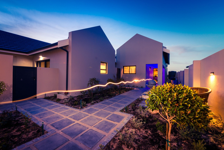 Exterior & Views 2, Le Mahi Guest House, West Coast