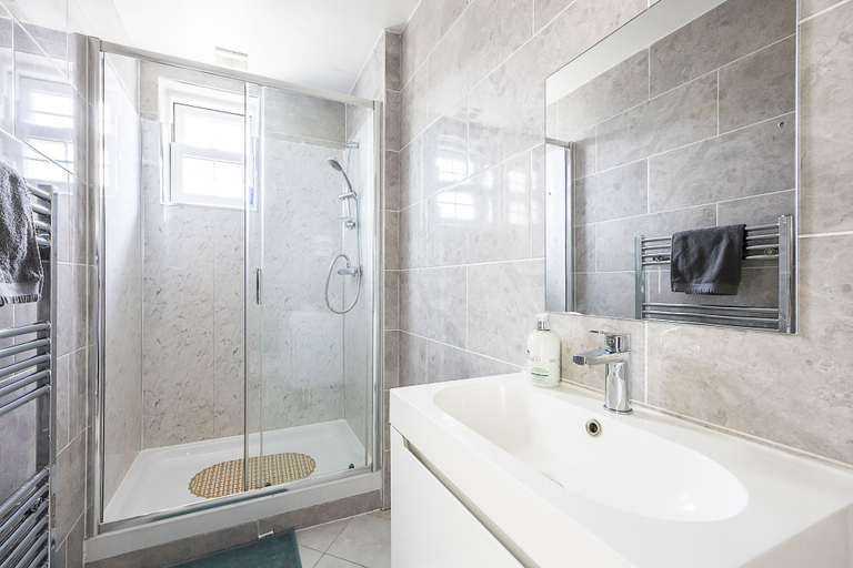 Bathroom 3, Islington Quarter, London