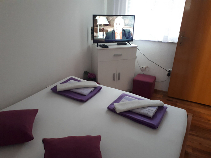 Bedroom 3, Hostel Miran Mostar, Herzegovina-Neretva