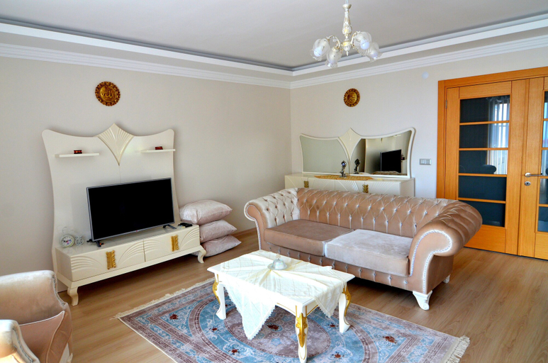 Others 4, Elite Suite, Yomra