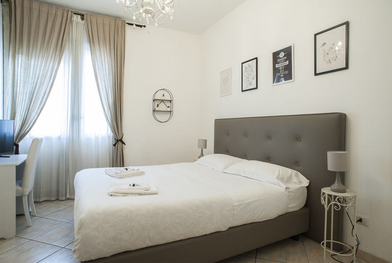 Bedroom 5, OM2Rome, Rome