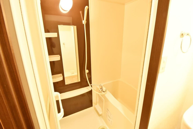Bathroom 5, Enzo Shin-Osaka C, Osaka
